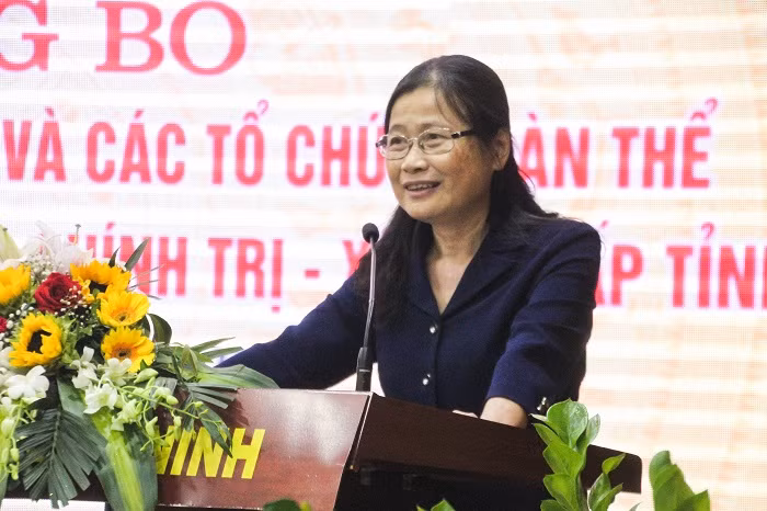 Đồng chí Đỗ Thị Hoàng, Phó Bí thư Thường trực Tỉnh ủy, phát biểu tại hội nghị.