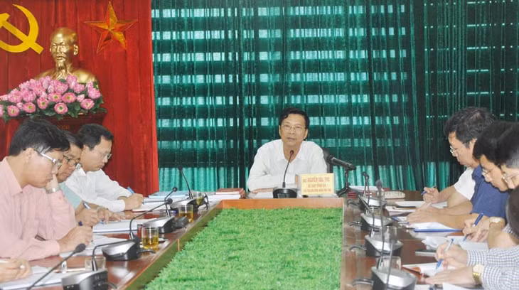 Bí thư Tỉnh uỷ, Chủ tịch HĐND tỉnh Nguyễn Văn Đọc làm việc với Ban Tuyên giáo Tỉnh uỷ 