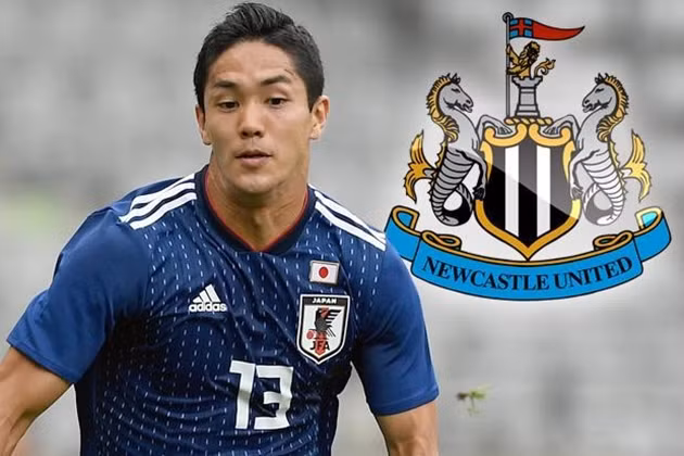  Yoshinori Muto chính thức gia nhập Newcastle United.