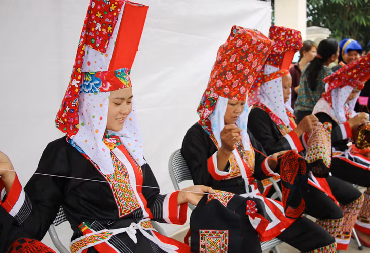 chị em