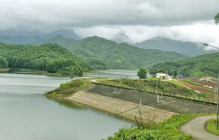 Đập Đầm Hà Động, huyện Đầm Hà