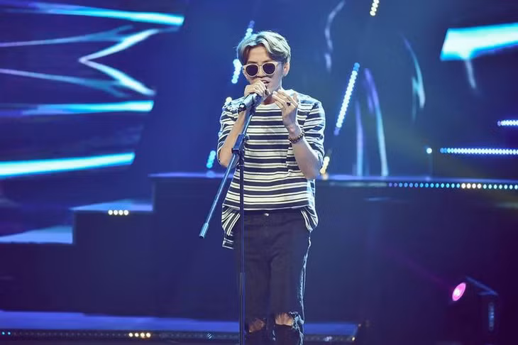 Có phần thi tốt hơn nhưng Tùng Dương vẫn bị loại khỏi cuộc chơi.