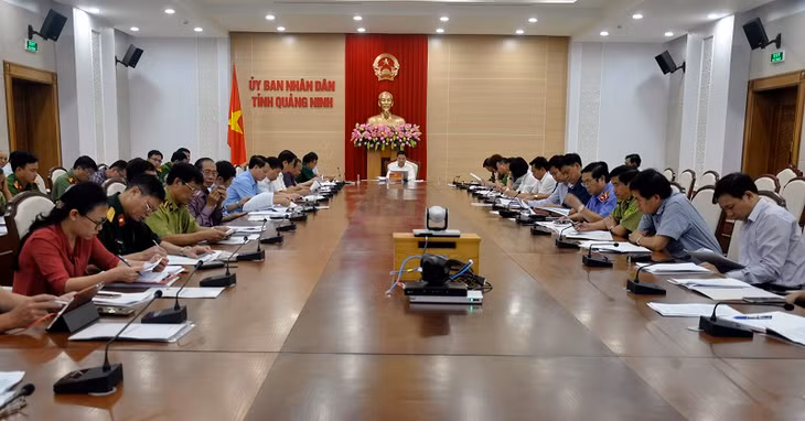 Toàn cảnh hội nghị tại đầu cầu Quảng Ninh.