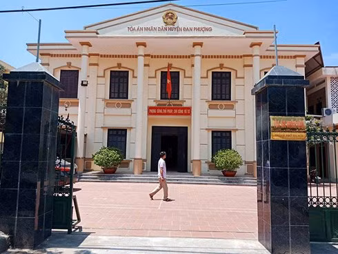 Trụ sở TAND huyện Đan Phượng (Hà Nội).