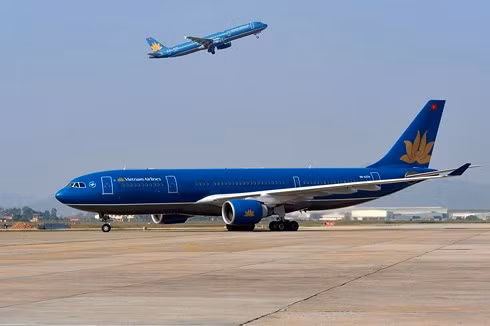 Bộ GTVT vừa có văn bản yêu cầu Vietnam Airlines báo cáo một số vấn đề liên quan đến phi công của hãng này như chất vấn của Đại biểu quốc hội Nguyễn Sỹ Cương