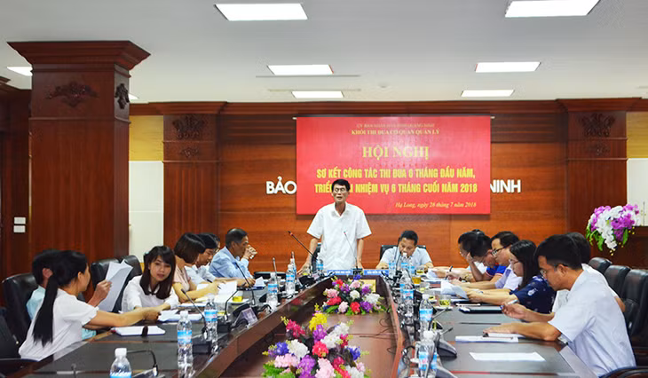 Quang cảnh buổi sơ kết