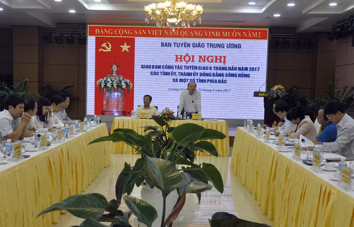 Họi nghị giao