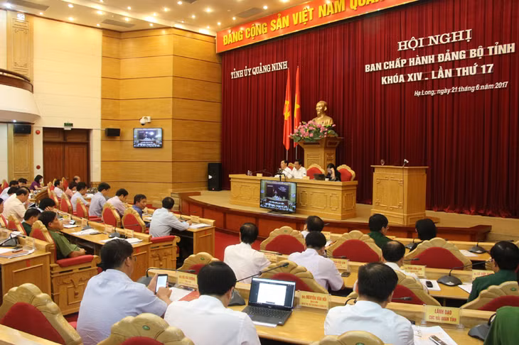 Hội nghị Ban Chấp hành Đảng bộ tỉnh lần thứ 17.