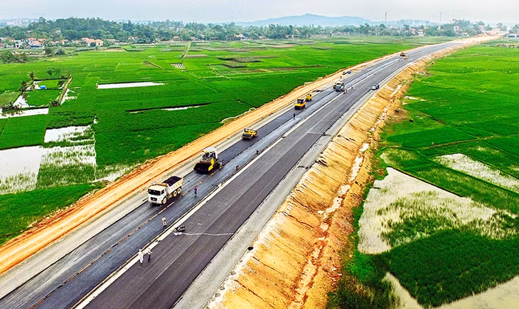 Cao tốc Hạ Long- Hải Phòng sẽ hoàn thành trước Tết nguyên đán 2018.