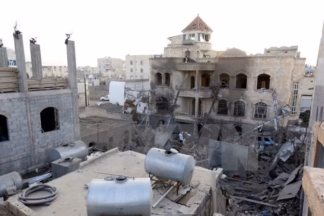 Cảnh đổ nát sau một trận không kích ở Syria. (Nguồn: EPA/TTXVN)
