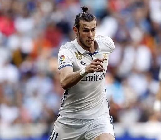  Bale sẽ ở lại Real mùa tới. Ảnh: Daily Mail.