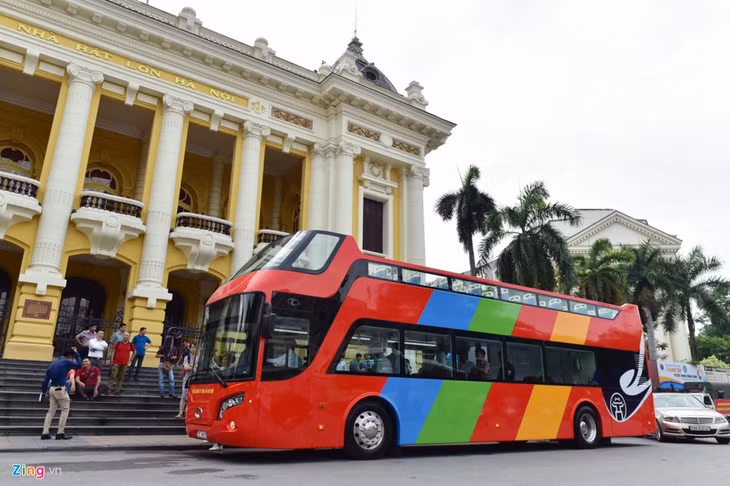 Chiều 29/6, trao đổi với Zing.vn, ông Nguyễn Công Nhật, Phó tổng giám đốc Tổng công ty Vận tải Hà Nội (Hanoi Trancerco), cho biết trong quá trình chạy thử nghiệm, đơn vị chỉ chạy thử một xe để ghi nhận ý kiến của người dân.