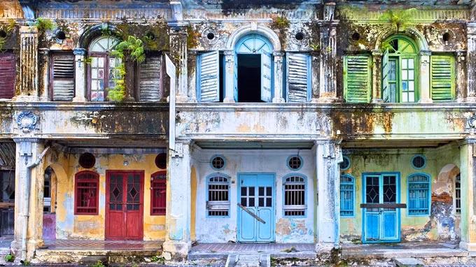George Town - thủ phủ của đảo Penang được UNESCO trao tặng danh hiệu Di sản văn hóa thế giới vào năm 2008. Một lần đặt chân đến đảo Penang, bạn sẽ ồ lên thích thú khi được thỏa sức sáng tạo chụp những tấm ảnh đẹp và không 