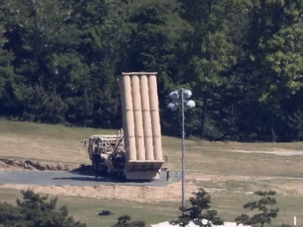Hệ thống phòng thủ tên lửa tầm cao giai đoạn cuối (THAAD). (Nguồn: EPA)