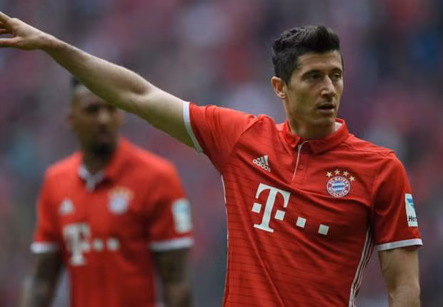  Lewandowski trong màu áo Bayern.