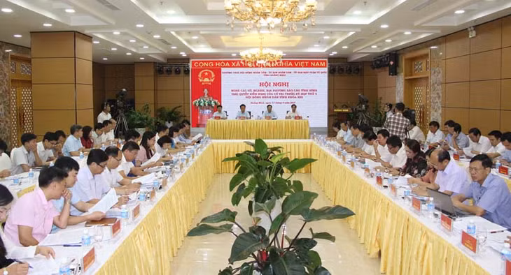 Quang cảnh hội nghị.