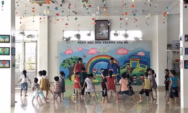 Một giờ học tại một trường mầm non. (Ảnh: Ninh Đức Phương/TTXVN)