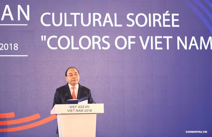 Thủ tướng Nguyễn Xuân Phúc phát biểu tại Dạ hội. Ảnh: VGP/Quang Hiếu