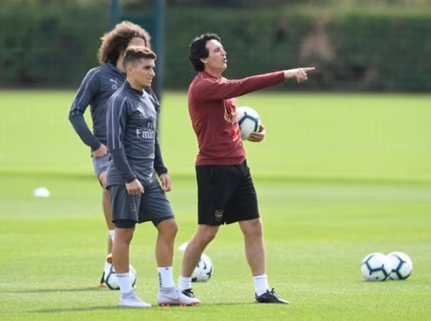  HLV Unai Emery đang có lý do để lo lắng khi cả 4 trụ cột của Arsenal đều đang gặp vấn đề về thể lực.