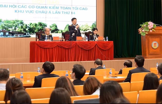 Kiểm toán Nhà nước (KTNN) tổ chức họp báo thông tin về Đại hội tổ chức các cơ quan kiểm toán tối cao châu Á lần thứ 14 (Đại hội ASOSAI 14), tháng 3/2018.