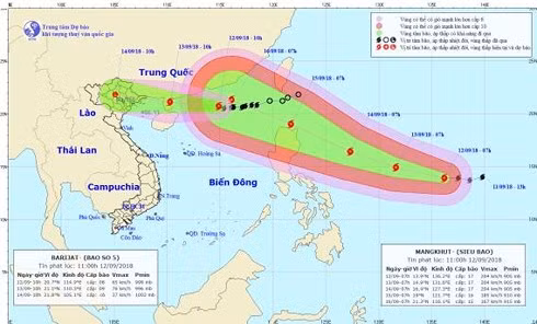 Dự báo đường đi của cơn bão số 5 và siêu bão Mangkhut. Ảnh: NCHMF.