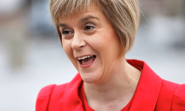 Đảng Dân tộc Scotland của nữ thủ lĩnh Nicola Sturgeon đang nổi lên trong cuộc bầu cử. (Nguồn: theguardian.com)