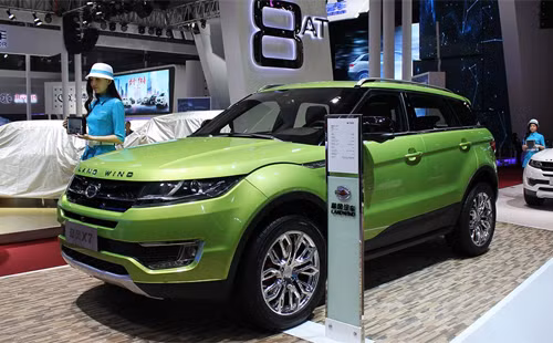 LandWind X7 - bản sao của Range Rover Evoque.