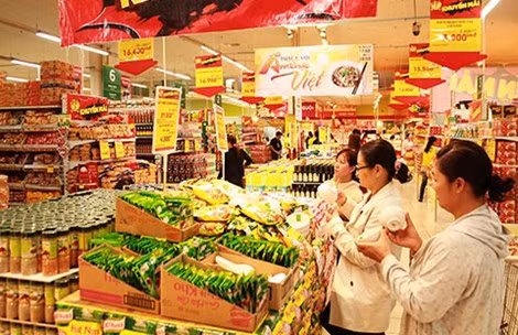 Hiện nay đưa được hàng Việt vào siêu thị đã khó, trong tương lai khi hàng ngoại được ưu tiên trên các quầy kệ thì hàng Việt sẽ ít lại.