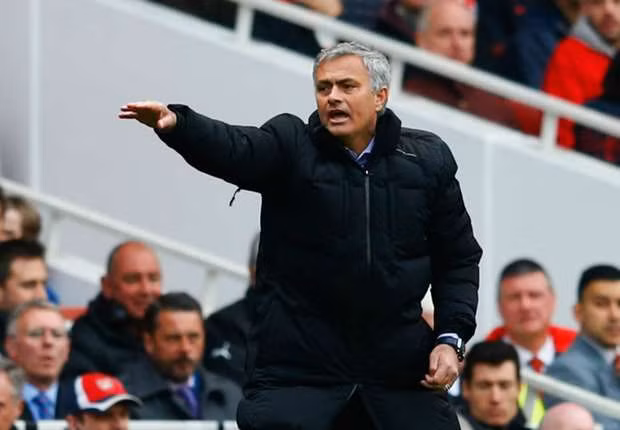 HLV Mourinho lại chứng minh 