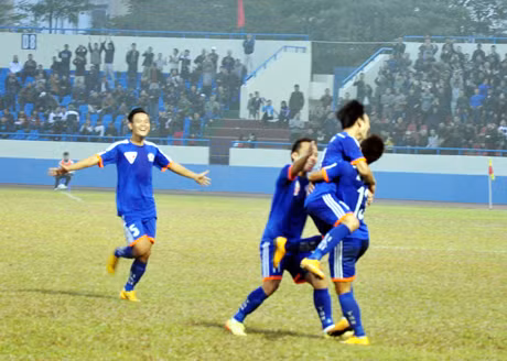 TQN đang bay cao trên bảng xếp hạng.