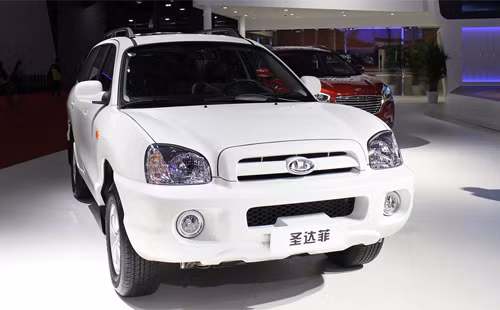 Hãng Hawtai nhái theo Hyundai Santa Fe.