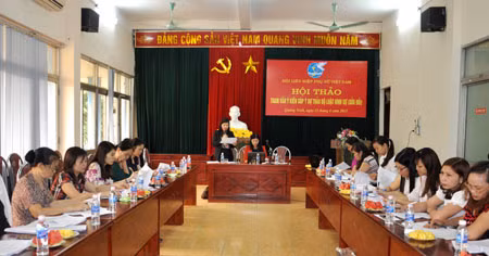Quang cảnh hội thảo tham vấn ý kiến góp ý vào Dự thảo Bộ luật Hình sự (sửa đổi) tại TP Hạ Long.