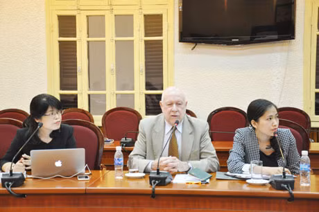 Tiến sỹ Fredric w. swierczek, Giám đốc AIT phát biểu 