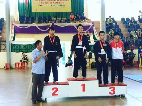 đội tuyển Pencaksilat giành được 10 huy chương (2 vàng, 2 bạc và 6 đồng)