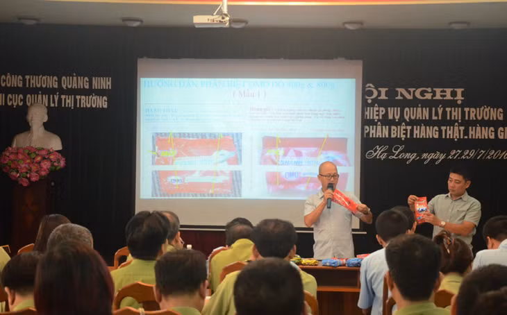 Quang cảnh lớp tập huấn