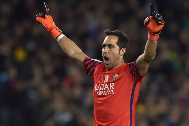 Claudio Bravo thành mục tiêu của MU. Ảnh: Internet.