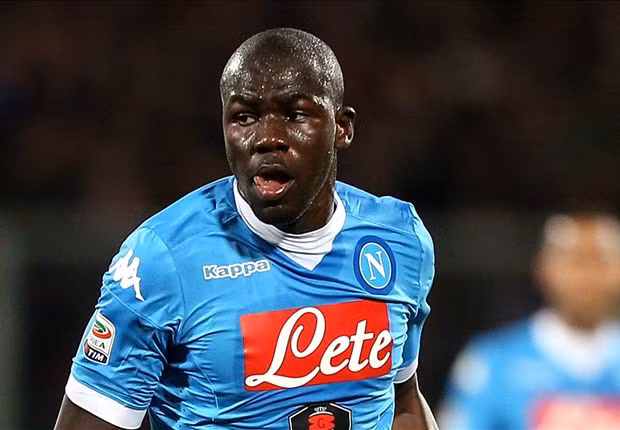  Koulibaly trong màu áo Napoli. Ảnh: Internet.