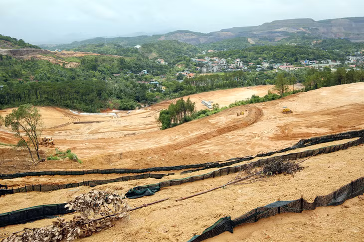 Vị trí nguy cơ sạt lở cao tại dự án Quần thể nghỉ dưỡng FLC Hạ Long.