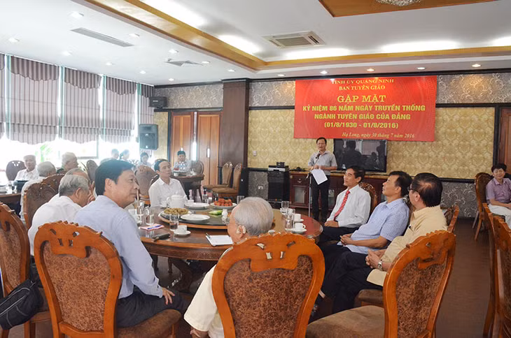 Quang cảnh buổi gặp mặt