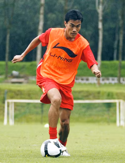  Trung vệ Phước Tứ