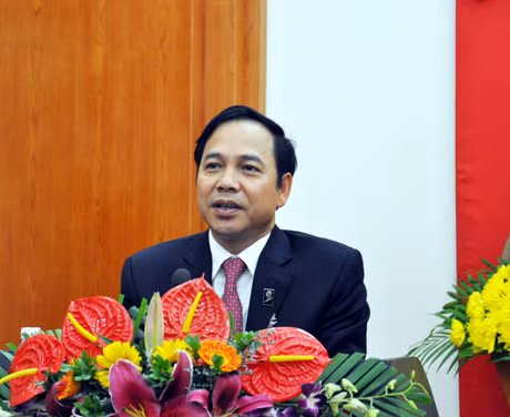 Đồng chí Đặng Huy Hậu, Phó Chủ tịch UBND tỉnh phát biểu chỉ đạo hội nghị.