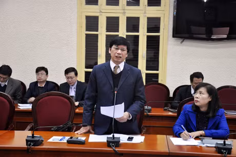 Đồng chí Phạm Văn Điệt, Chủ tịch Ủy ban MTTQ tỉnh phát biểu tham gia vào Dự thảo Đề án.