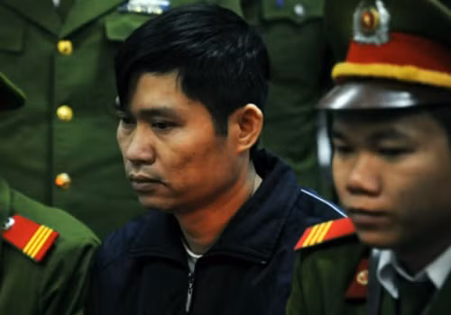 Chủ thẩm mỹ viện Cát Tường tại phiên toà sơ thẩm. Ảnh: Quý Đoàn.
