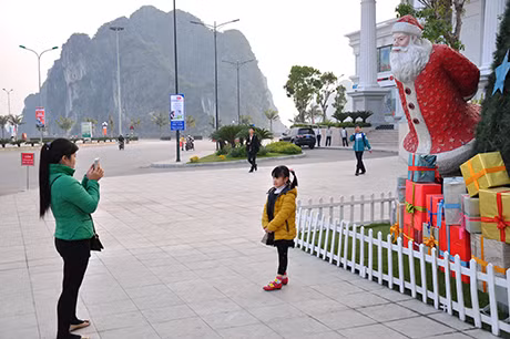 Không khí Noel tràn ngập.