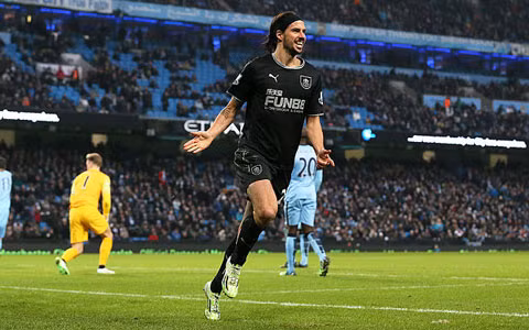 Burnley là một trong những đội có lực lượng yếu nhất