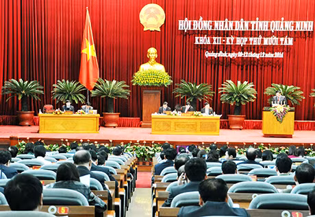 Quanh cảnh phiên họp HĐND tỉnh thứ 18 HĐND tỉnh khóa XII.