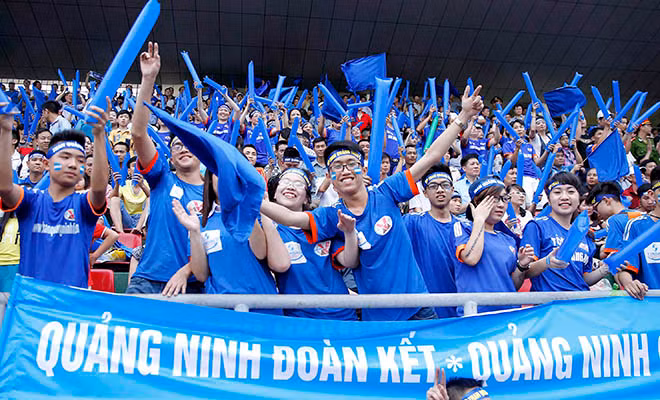 Lực lượng CĐV máu lửa và nhiệt tình chính là tài sản quý giá nhất của Than Quảng Ninh, dù lúc còn là đội bóng nhà nghèo hay khi đã vươn mình thành đại gia.