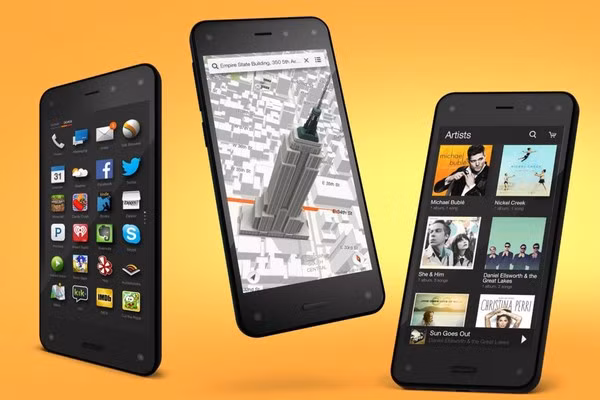 Sau khi đạt được những thành công nhất định với sản phẩm máy tính bảng, Amazon trình làng smartphone đầu tiên của mình vào tháng 6 năm nay.