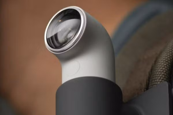 RE Camera có chuẩn IPX7 cho phép ngâm nước ở độ sâu 1 mét trong 30 phút.
