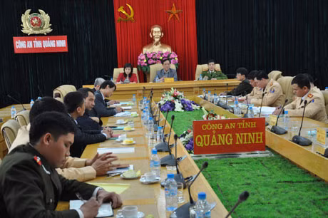 Quang cảng đầu cầu trực tuyến của Quảng Ninh 